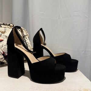 Steve Madden Black Platform Block Heel Sandals